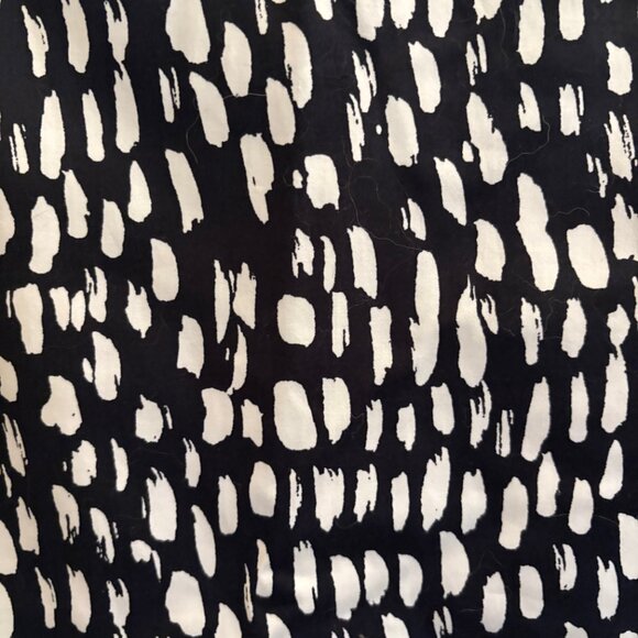 NWT Ann Taylor Fully Lined Zipper Back Straight Pencil Skirt Black White Size 6 - Picture 4 of 13